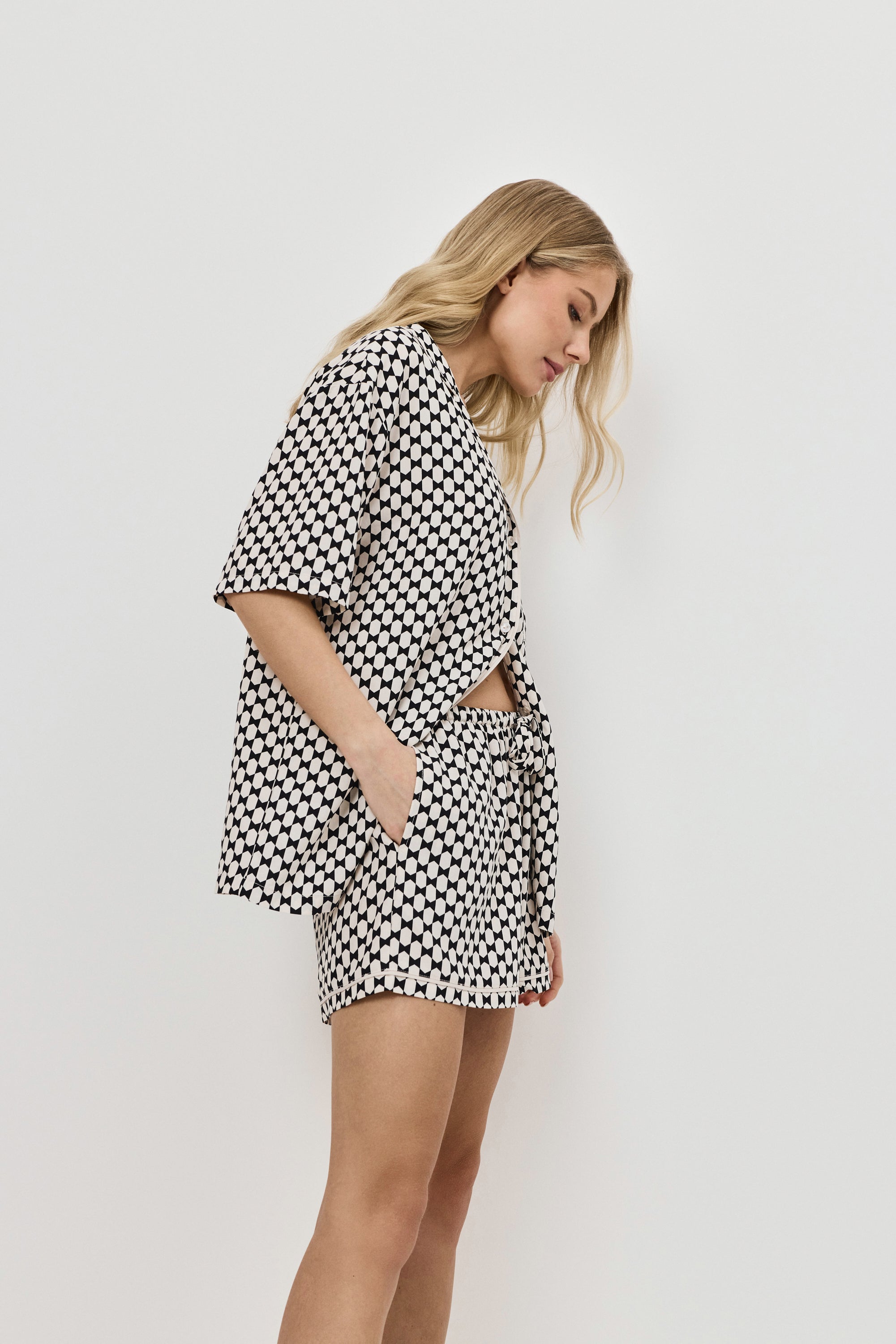AR-VESPE-PS-геометричний принт геометричний принт